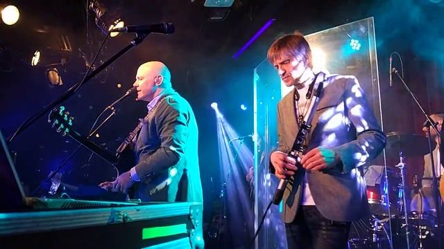 Несчастный Случай – На балконе смотреть онлайн