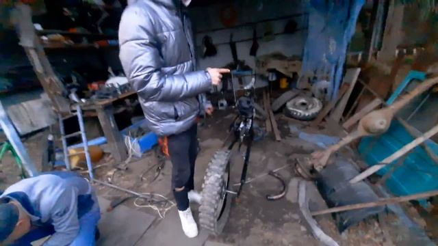 Урал иванов Снова В действии . Мастерская Безумного Сани . смотреть онлайн