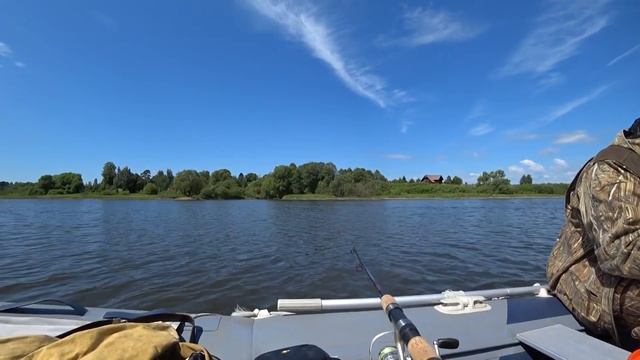 В ПОИСКАХ КРУПНОГО СУДАКА. ОТКРЫТИЕ РЫБАЛКИ. Кладоискатель Руся. смотреть онлайн