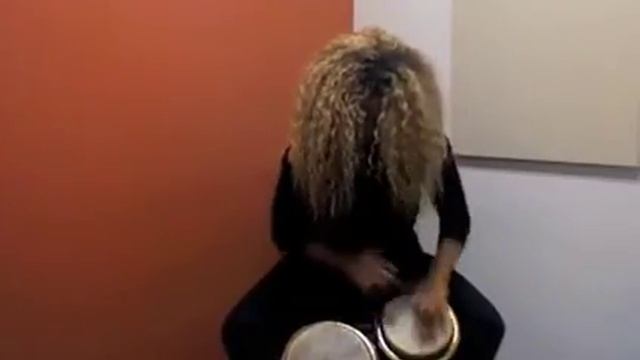 Yiyi Sanchez , a bit of Bongo.. смотреть онлайн