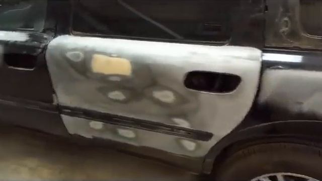 Подготовительные работы к покраске Volvo XC70. Часть 1. смотреть онлайн