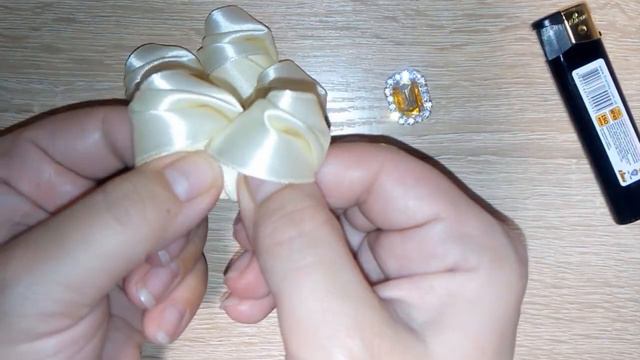 Цветы из лент канзаши. Цветы из лент. Как сделать цветы из лент смотреть онлайн