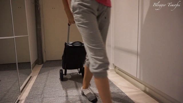 Личное такси для кота; Personal taxi for a cat смотреть онлайн