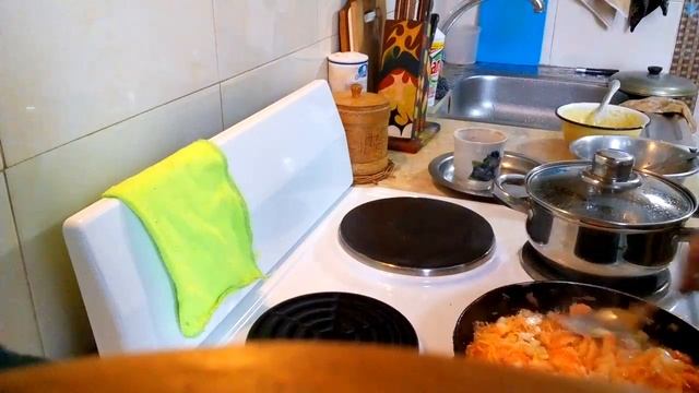 Клецки пряные в морковном соусе. Быстро, вкусно и сытно! смотреть онлайн