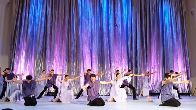 Barekamutyun Armenia State Dance Ensemble смотреть онлайн