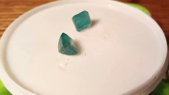 Природные изумруды пара. смотреть онлайн