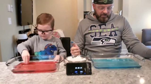 Kids Sugar cube Challenge with Nerf gun blaster. (Dissolving sugar cube experiment) смотреть онлайн