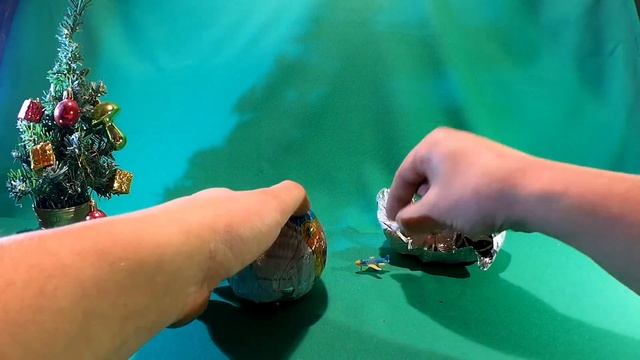 Не новогодние шоколадные яйца (внутри сюрприз, нет мусор) смотреть онлайн