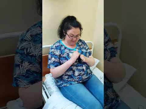 Вяжу без пальцев. Из серии "Невозможное возможно".#shorts #рукоделие смотреть онлайн