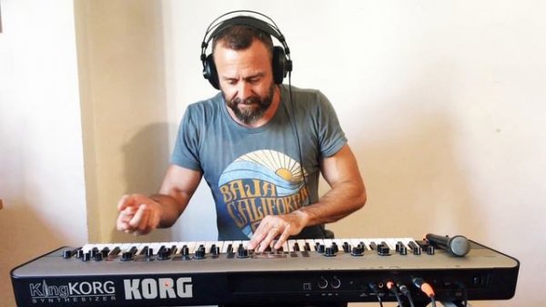 Korg KingKorg by Mex (Subtitles)