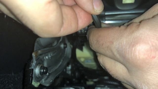 Focus RS Shifting / Sliding Front Seat Fix!!! смотреть онлайн