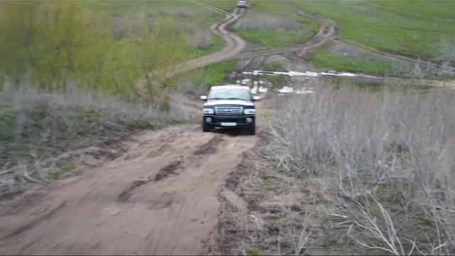 Infiniti QX56 смотреть онлайн