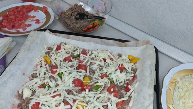 Рецепт слоеной пиццы