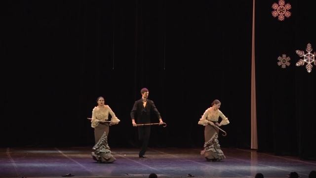 Студия «La Plaza»: Farruca смотреть онлайн