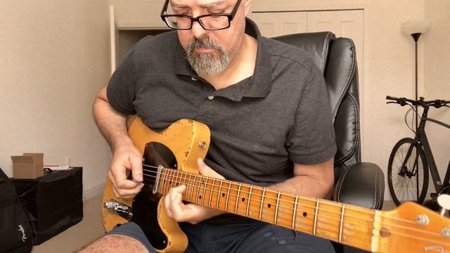 Fender Custom Shop 1953 Telecaster Heavy Relic смотреть онлайн