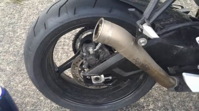 2014 Suzuki GSXR 600 Akrapovic megaphone (GP) exhaust Part1 смотреть онлайн