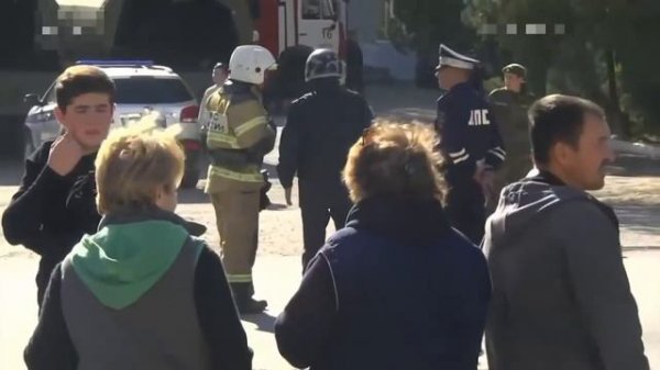 ЭКСКЛЮЗИВ!!! СТРЕЛЬБА В КОЛЛЕДЖЕ В КЕРЧИ! СНЯЛИ МОМЕНТ СТРЕЛЬБЫ! 17.10.18