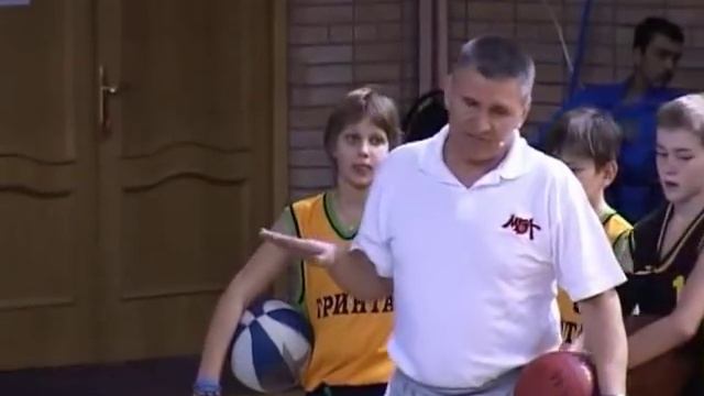 Обучение основным техническим приёмам игры в баскетбол в группах начальной подготовки смотреть онлайн