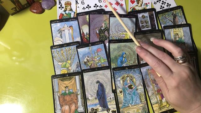 КРЕСТОВЫЙ КОРОЛЬ ЧТО ПРОИСХОДИТ У НЕГО В ДОМЕ……… смотреть онлайн