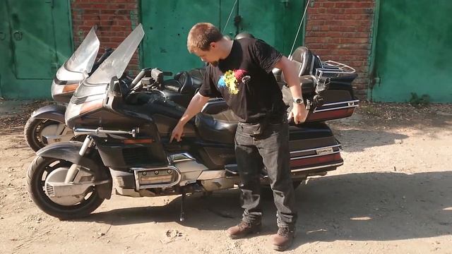 Люксовый турер из прошлого - Honda Goldwing 1500