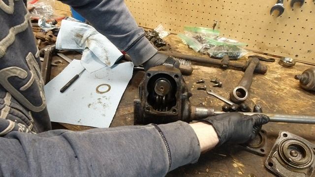 #5 Steering Box Rebuild | FJ40 Toyota Land Cruiser