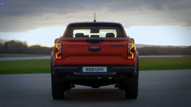 2023 Ford Ranger Raptor Vs 2023 Toyota Hilux Gr Sport Specs Comparison смотреть онлайн