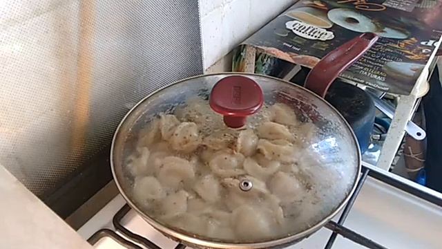 Пельмени варёные и жареные смотреть онлайн
