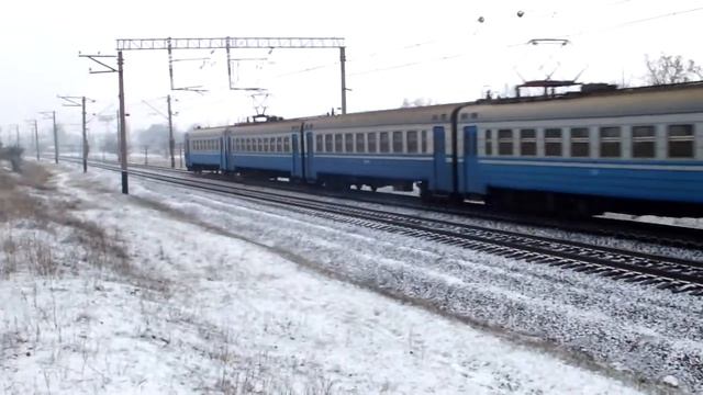 ЭР1-33, под первым снегом смотреть онлайн