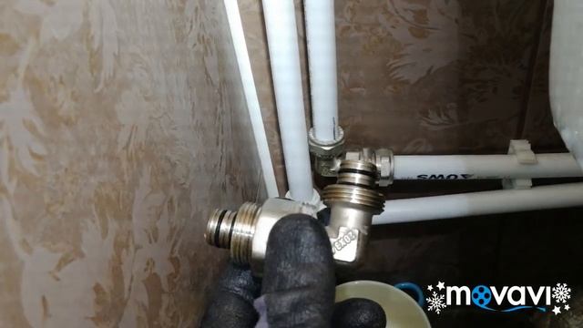 Дал течь,полипропиленовый уголок. смотреть онлайн