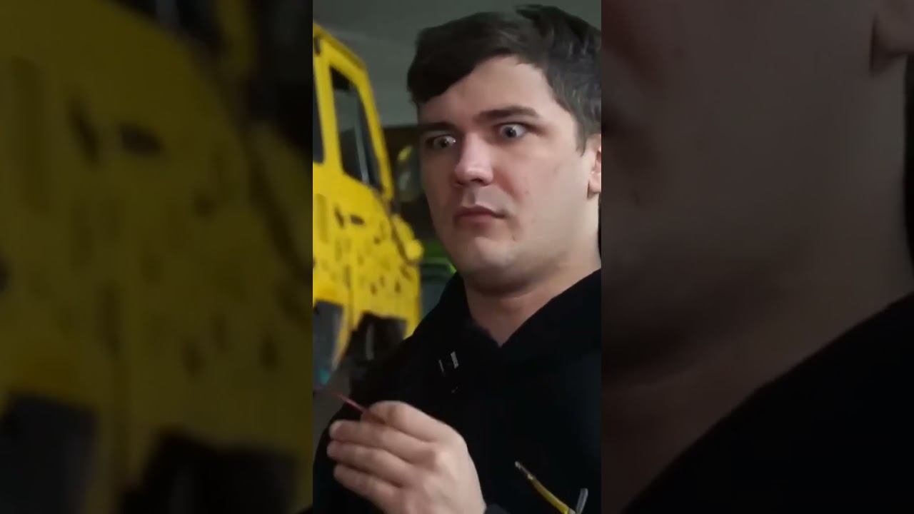 ВИА ремонтирует робота. смотреть онлайн