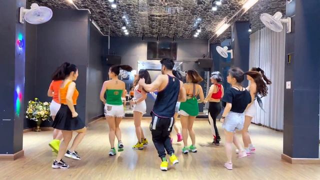 Natalie Don't Zumba | RAYE | Pop Music 2021 | Dance Workout | Dance Fitness | Zumba смотреть онлайн