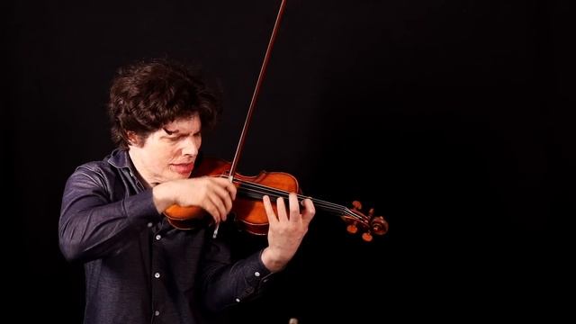 Augustin Hadelich plays The Red Violin Caprices by John Corigliano смотреть онлайн