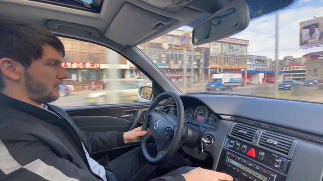 Обзор на W210 E55 AMG смотреть онлайн