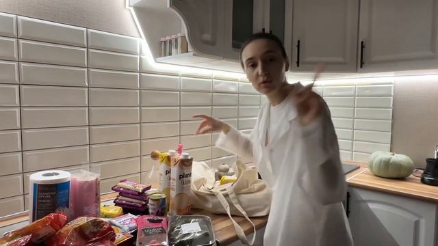 VLOG 2: мой уход за волосами / продуктовый шоппинг / готовим ужин смотреть онлайн