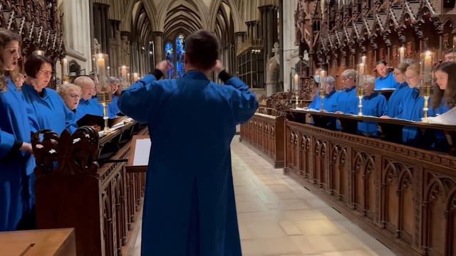 Rehearsing Ešenvalds Nunc dimittis, Salisbury Cathedral смотреть онлайн