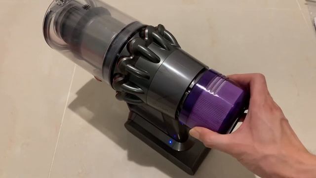 Dyson V11 輕量版 ｜ 沒有顯示畫面 ｜摩打不轉 смотреть онлайн