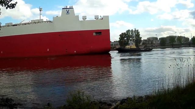 Поездка на Канонерский остров смотреть онлайн