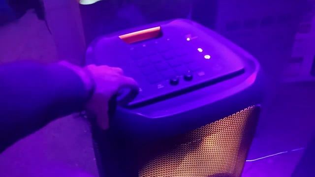 JBL VS ELTRONIC. Тест акустических систем. Вечный спор колонок смотреть онлайн