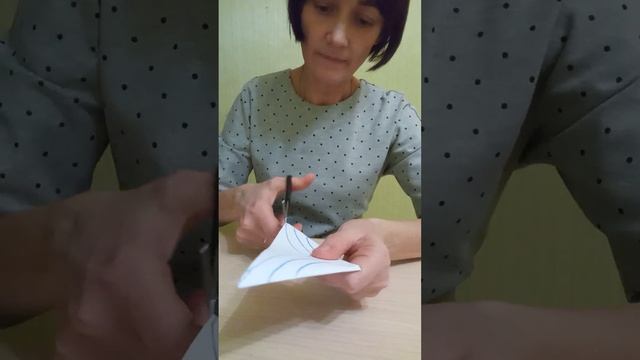 Складывание снежинки смотреть онлайн