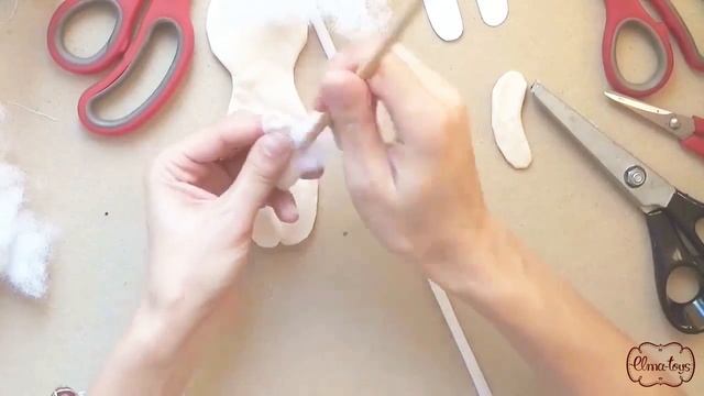 Урок2. Как вывернуть и наполнить мелкие детали куколки. Как сшить куклу. Куколка "Спящий Ангел" смотреть онлайн