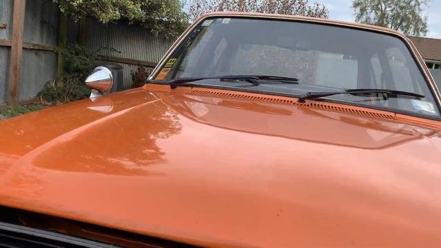 1975 Ford Escort 1.3L смотреть онлайн