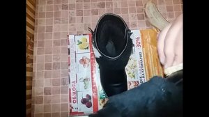 Лайфхак, чем смазать обувь, чтоб она блестела