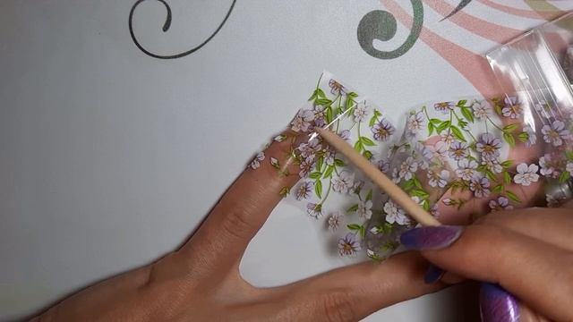 Весенний маникюр с цветочной фольгой/неудачный маникюр/болтливое видео) смотреть онлайн