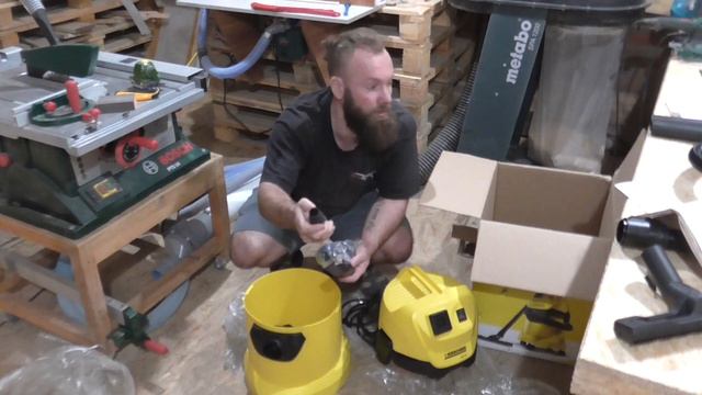 Распаковка пилососа Karcher WD 3 P / Unboxing Karcher WD 3 P смотреть онлайн