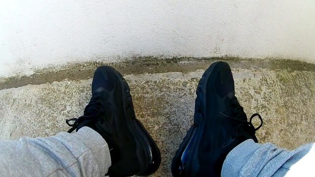 Nike air max 270 React black смотреть онлайн