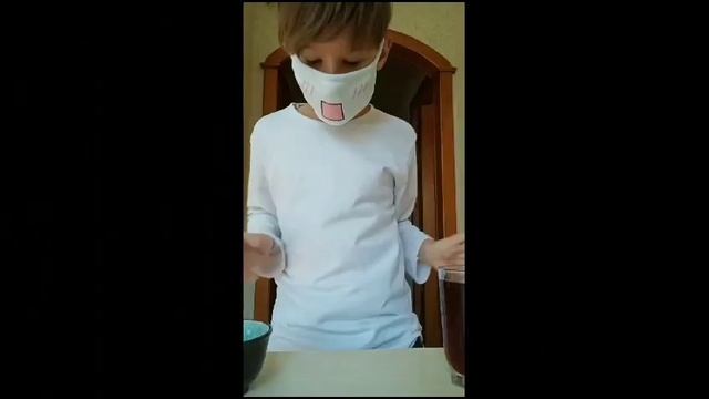 Что будет если заварить доширак минеральной водой, молоком, вишнёвым соком, чаем?