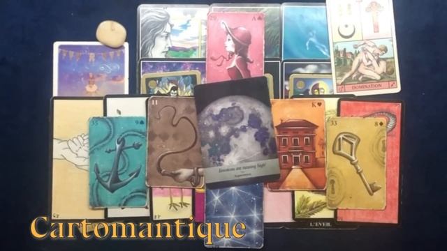 ❤️QUALCUNO SPIA OGNI TUA MOSSA! ? Interattivo Petit Lenormand e Oracle Gé? смотреть онлайн