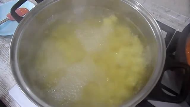 Картофельный суп с фрикадельками смотреть онлайн