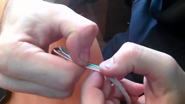 Обжим сетевого кабеля (витой пары) на 8 жил в домашних условиях смотреть онлайн
