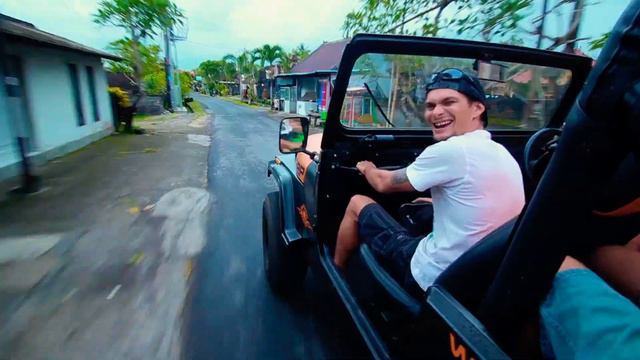 Наши Туры Бали, НусаПенида, Комодо, Ява. смотреть онлайн